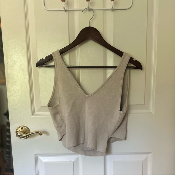 Abercrombie & Fitch Women’s Tan Crossover Rib Wrap Crop Top Size Small NWOT - Picture 3 of 9